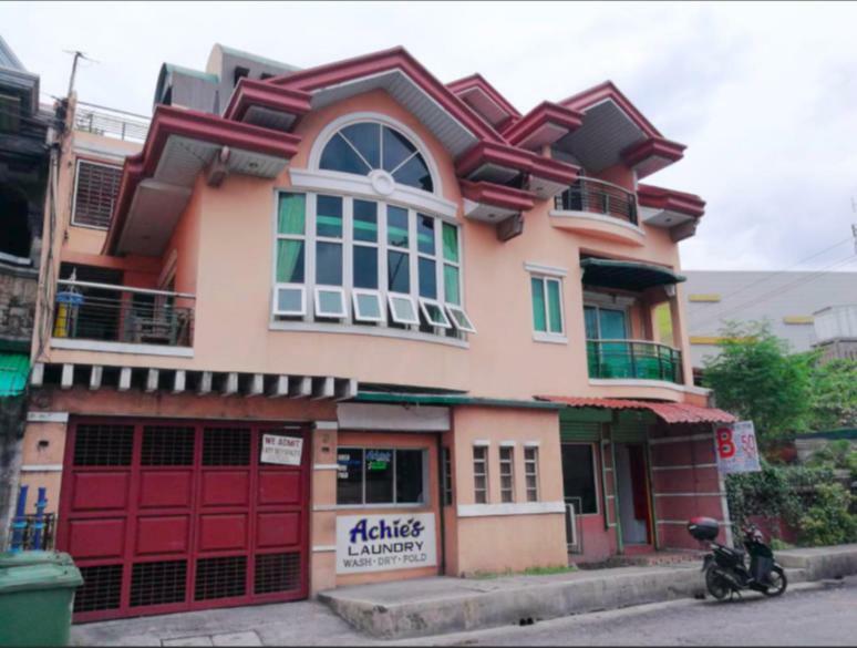 Ferienwohnung Moonstone: Comfy 1Br Unit Olongapo Exterior foto